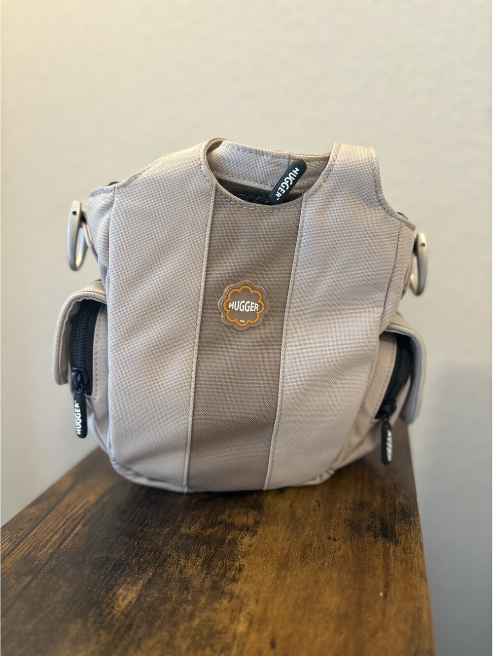 HUGGER Camera Bag